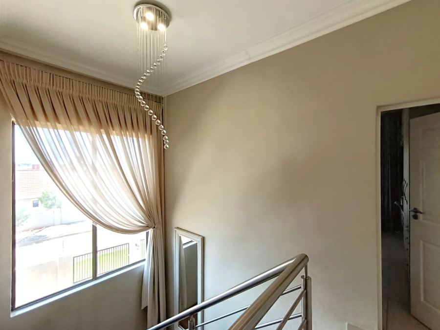 4 Bedroom Property for Sale in Lilyvale S H Free State